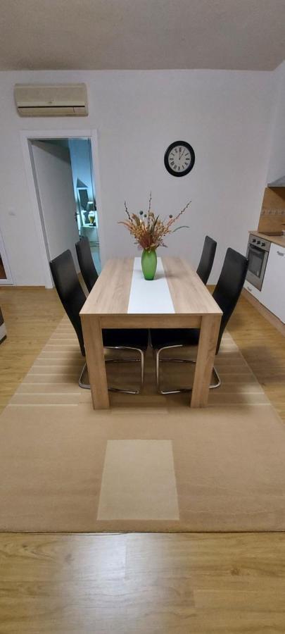 Apartmani Miki 奥赫里德 外观 照片